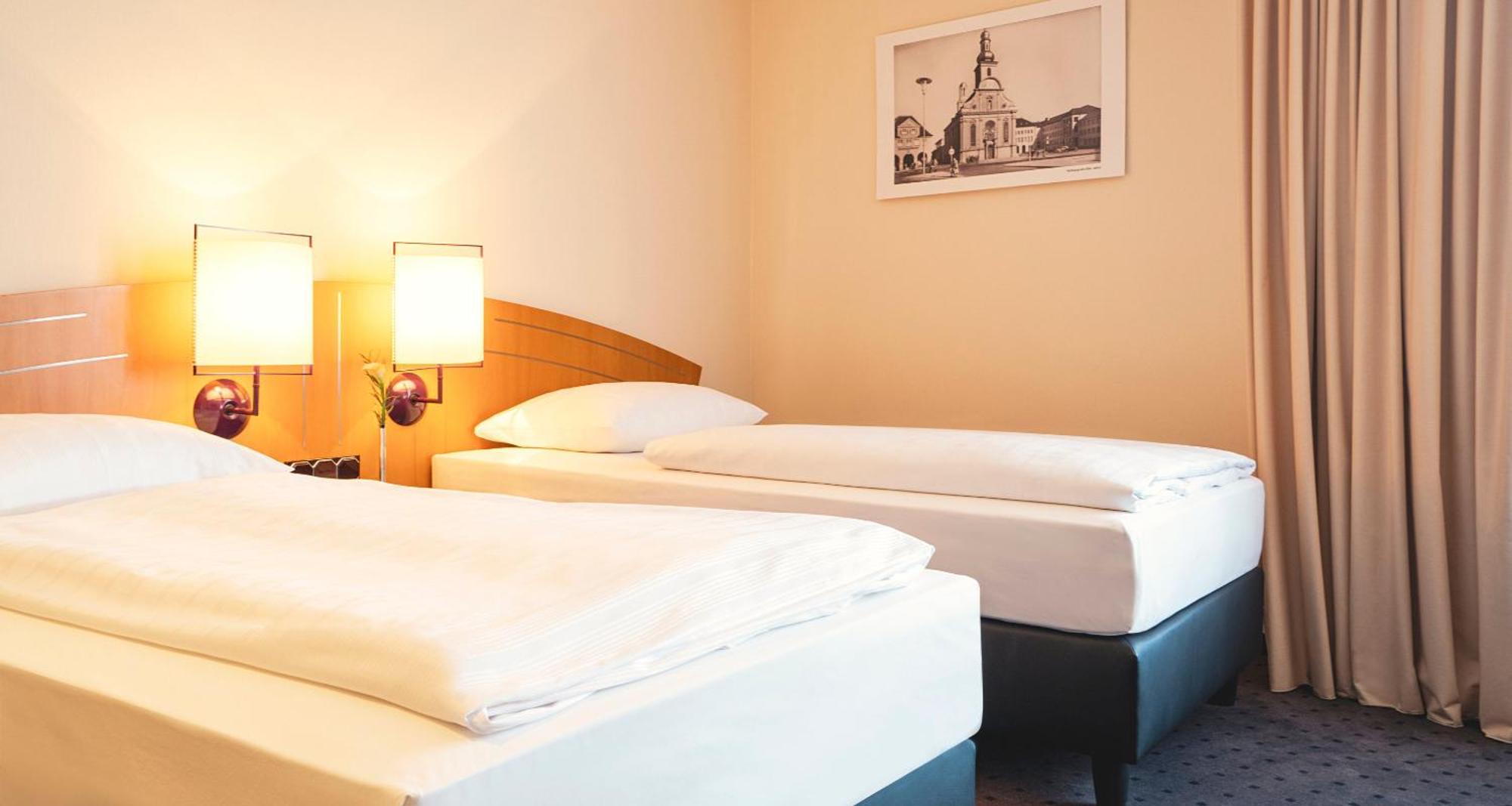 Victor'S Residenz-Hotel Frankenthal Frankenthal  Oda fotoğraf